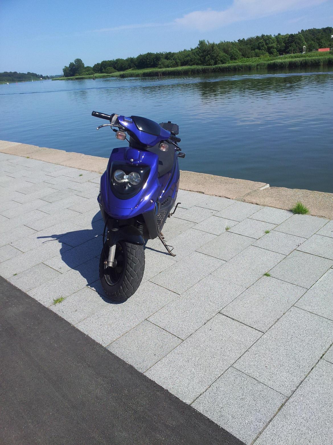 PGO Big Max billede 1