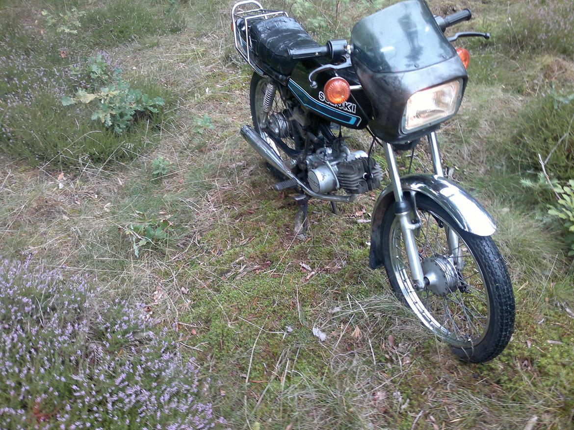 Suzuki Samurai DM50 - Suzzie - På skovtur med Suzzie ;) billede 2