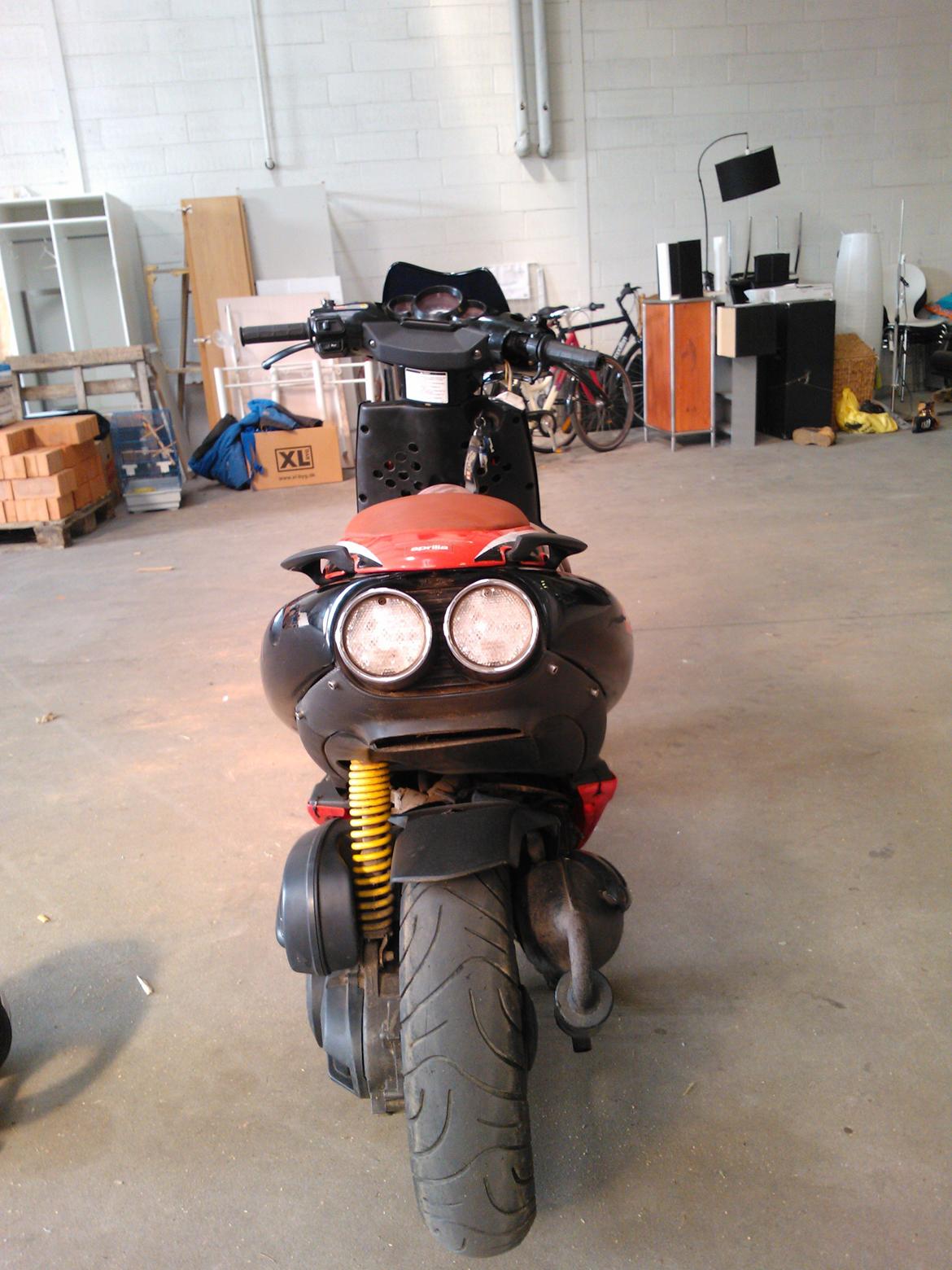 Aprilia SR50 DI-TECH LC billede 4