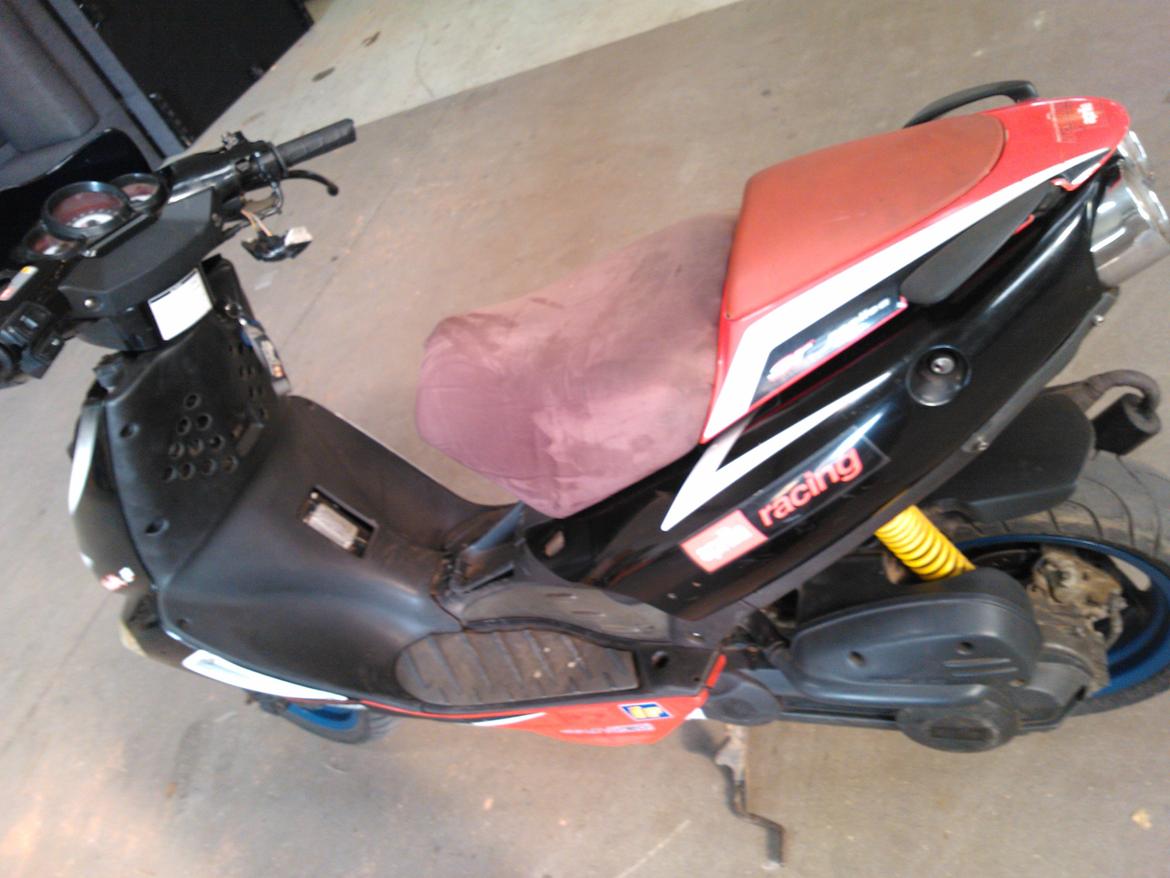 Aprilia SR50 DI-TECH LC billede 5