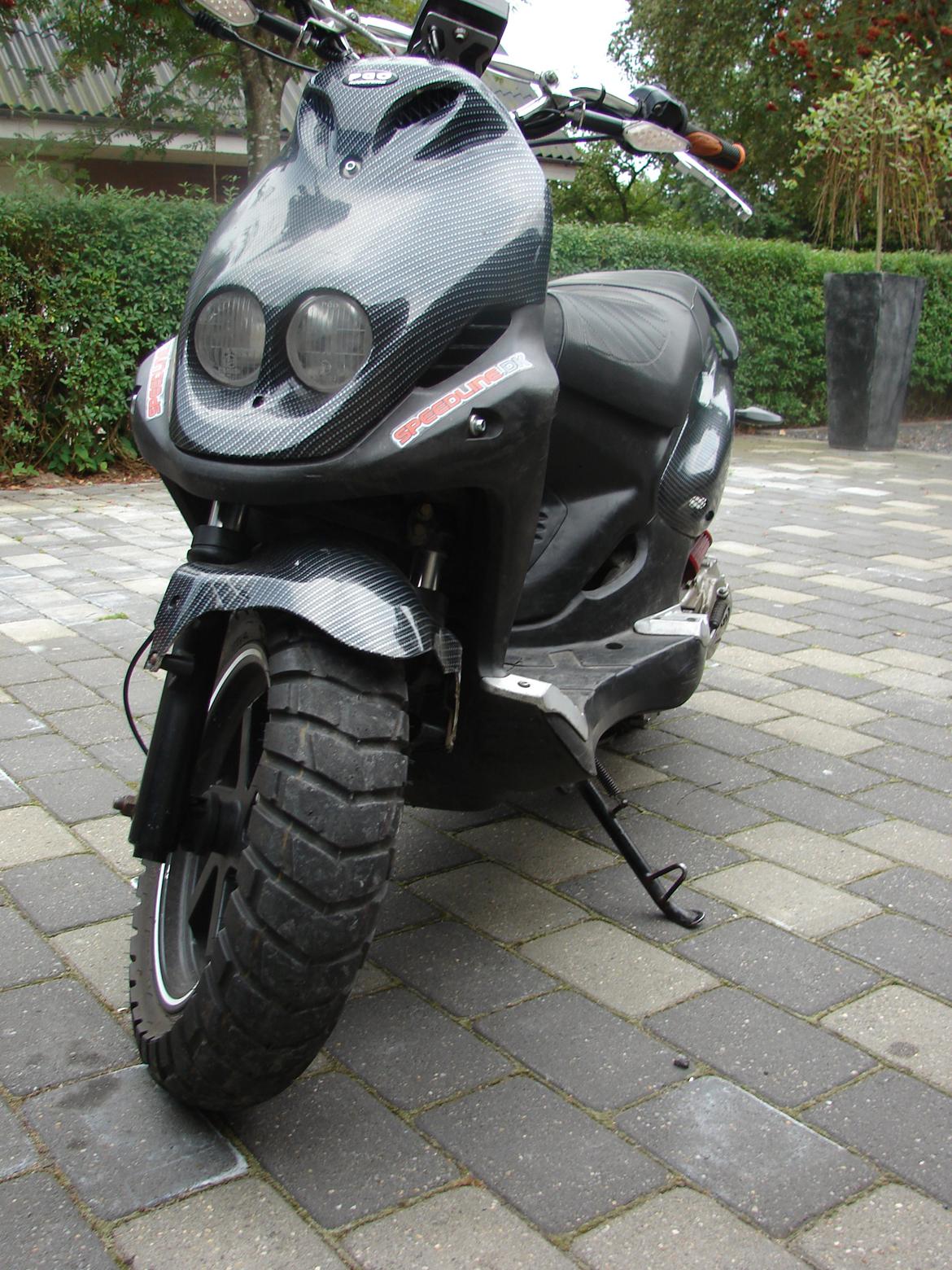 PGO PMX NAKED billede 2