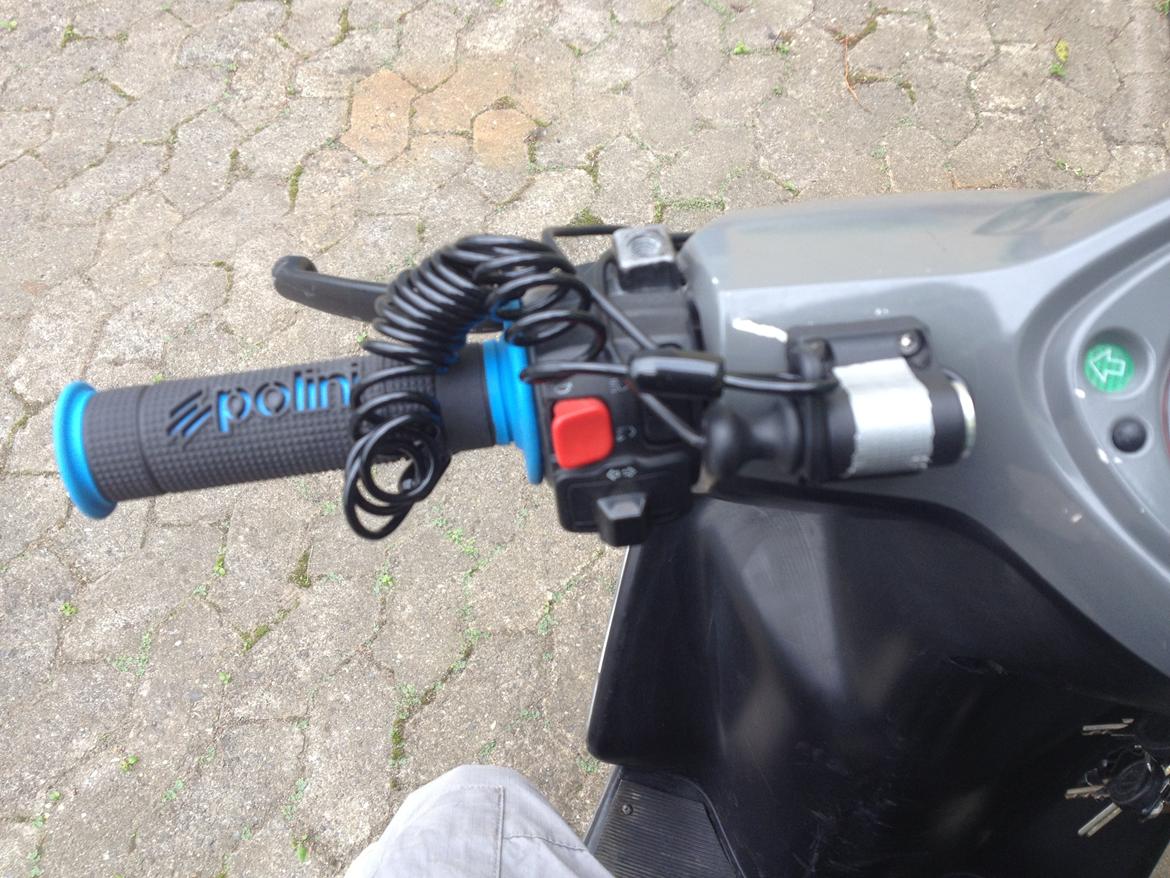 Yamaha jog r AC MK2 billede 5