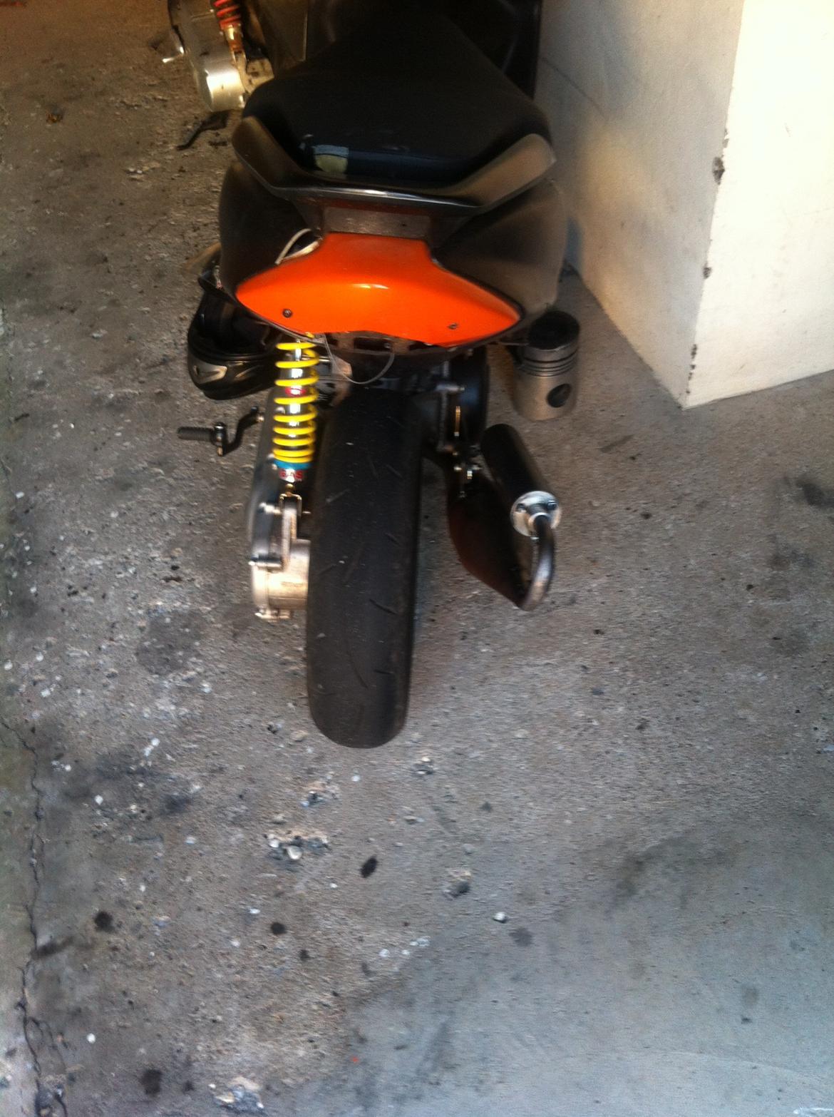 Yamaha jog r (banegeden) billede 2