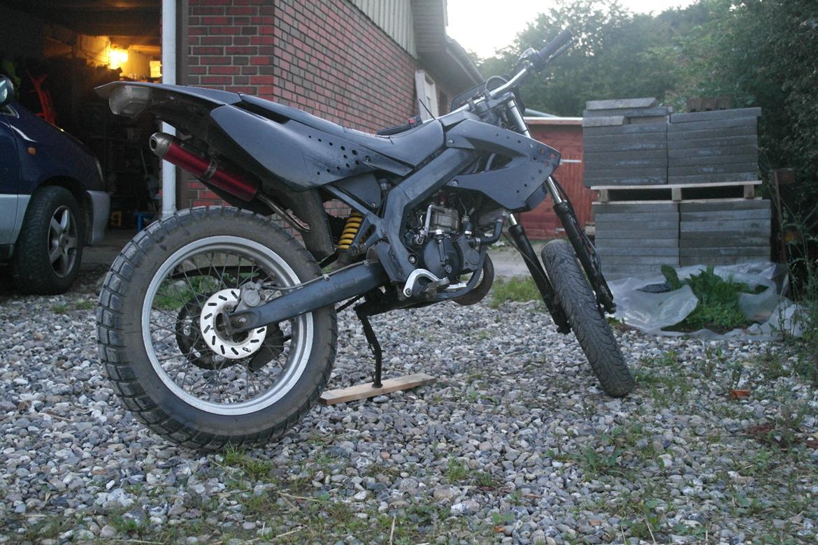 Derbi Senda 50 (smadret i et trafik uheld) billede 2