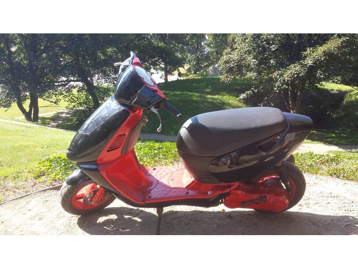 {{currentPhoto.altText}} billede {{currentPhoto.number}}