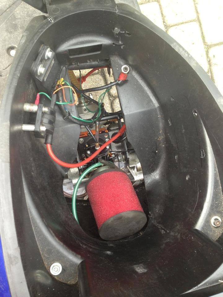 Yamaha Jog RR DMU 13 HK billede 7