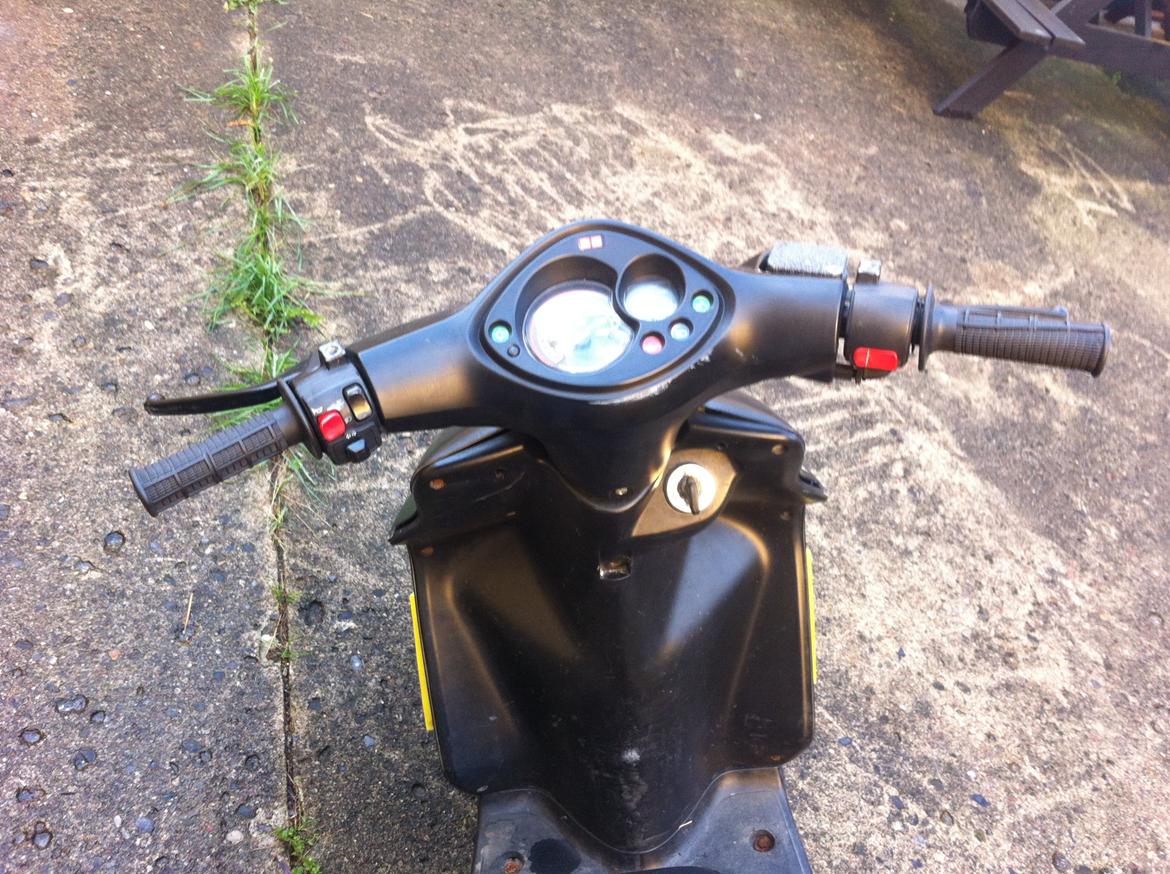 Yamaha Jog R Lc billede 9