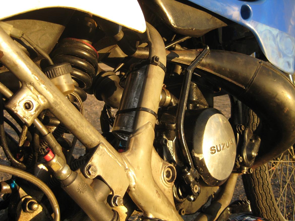 Suzuki RMX billede 4