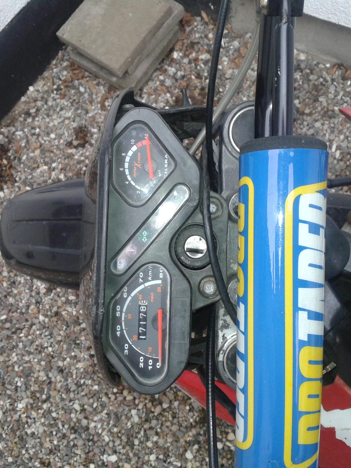 Gilera SMT - Forstår ikke lige hvad der sker med Omdr.tælleren o.O
 billede 4