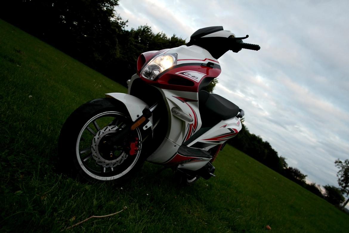 Giantco G-10 AC, DD. billede 1