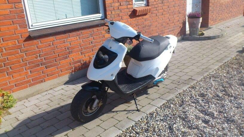 PGO Hot 50 billede 3