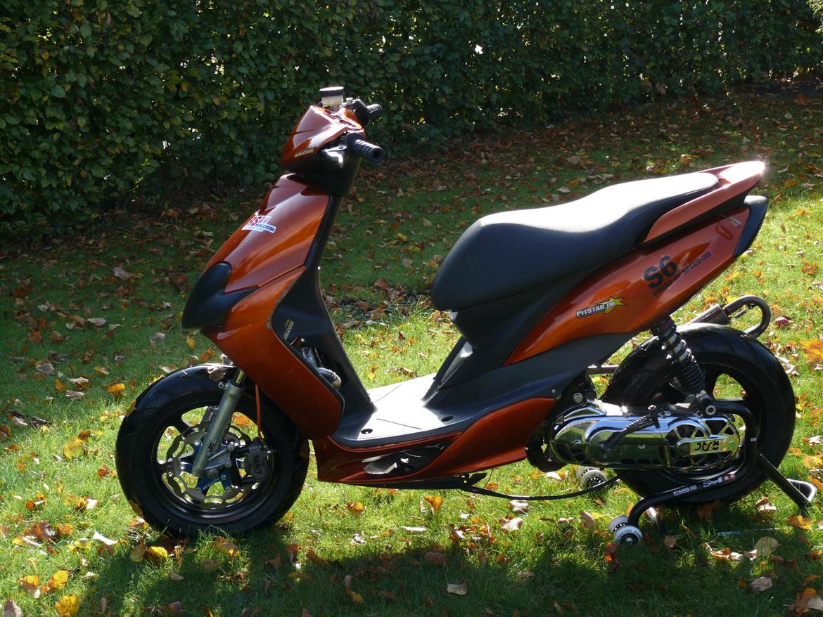 Yamaha Jog RR billede 1