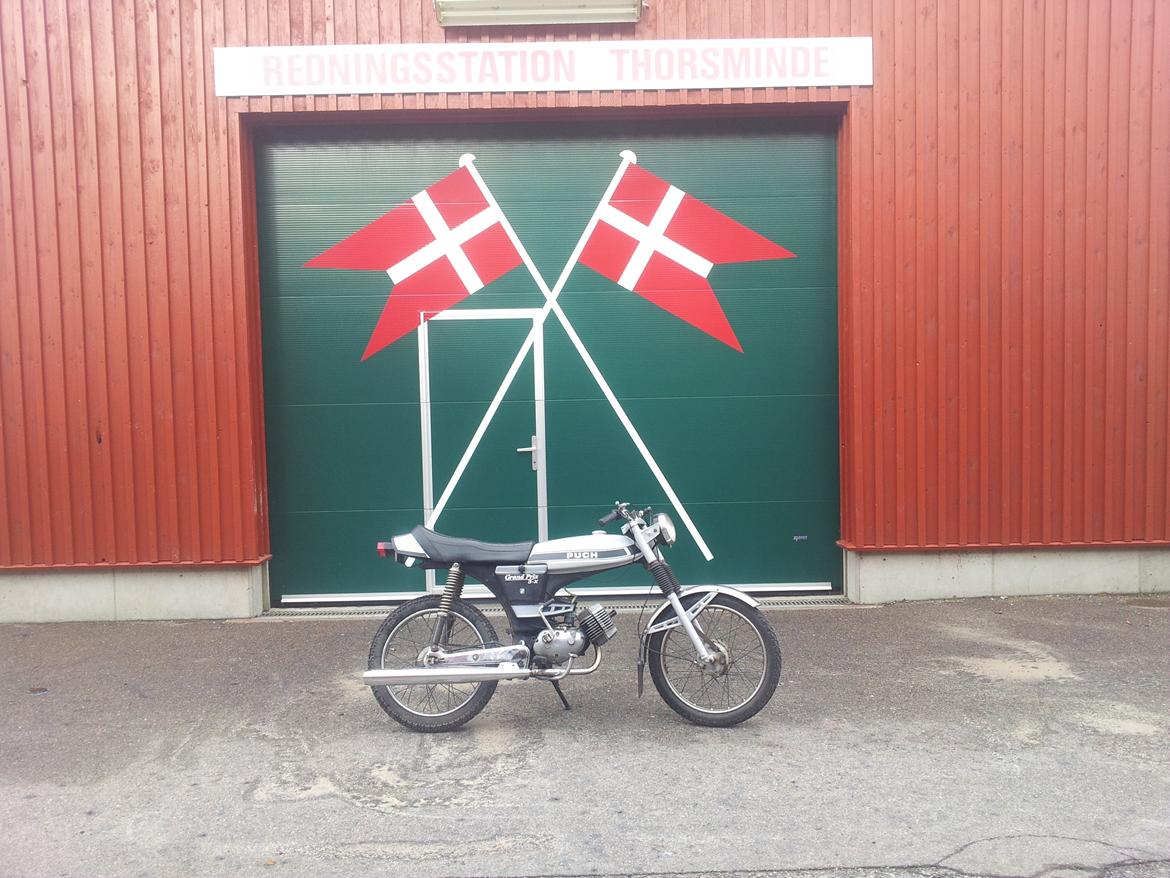 Puch N50 Grand Prix Luxe - Porten til Redningsstationen billede 6