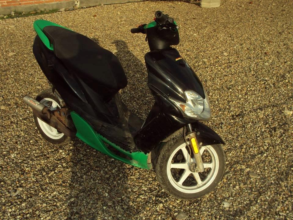 Yamaha Jog R Monster Stickers . billede 15