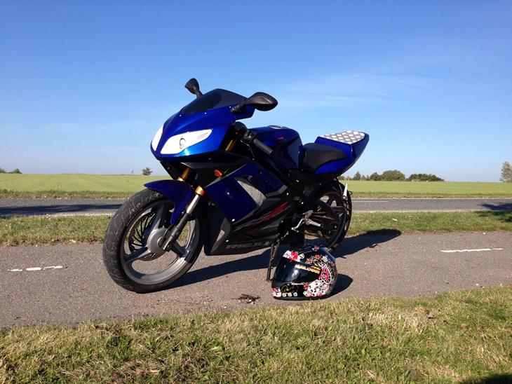 {{currentPhoto.altText}} billede {{currentPhoto.number}}