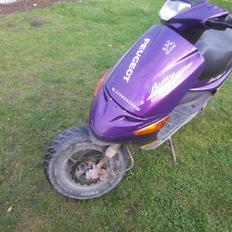 Peugeot buxy er solgt for 2000
