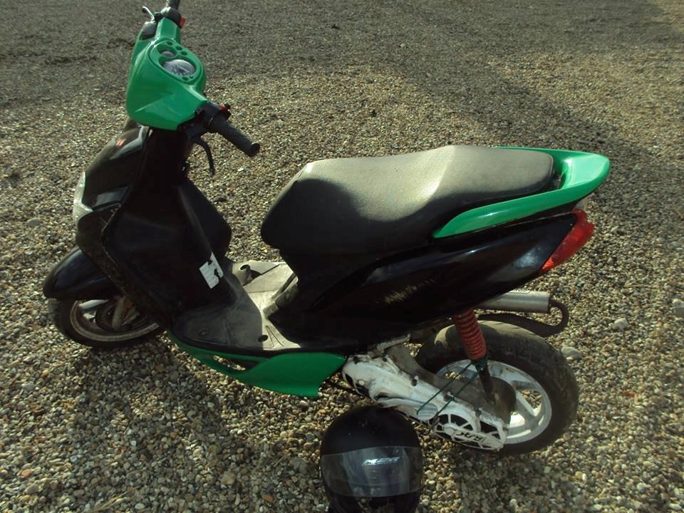 Yamaha Jog R Monster Stickers . billede 19