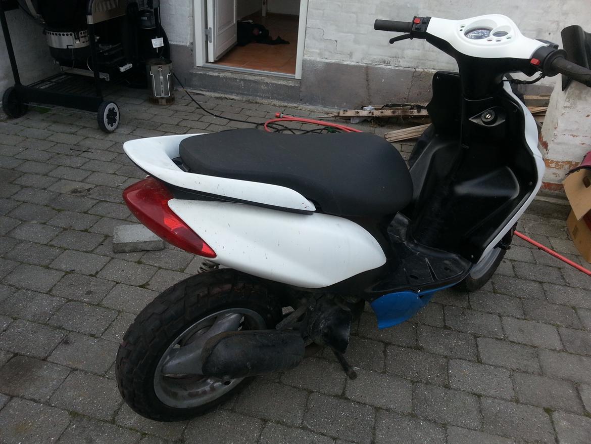 Yamaha jog r solgt for 5500 kr billede 3