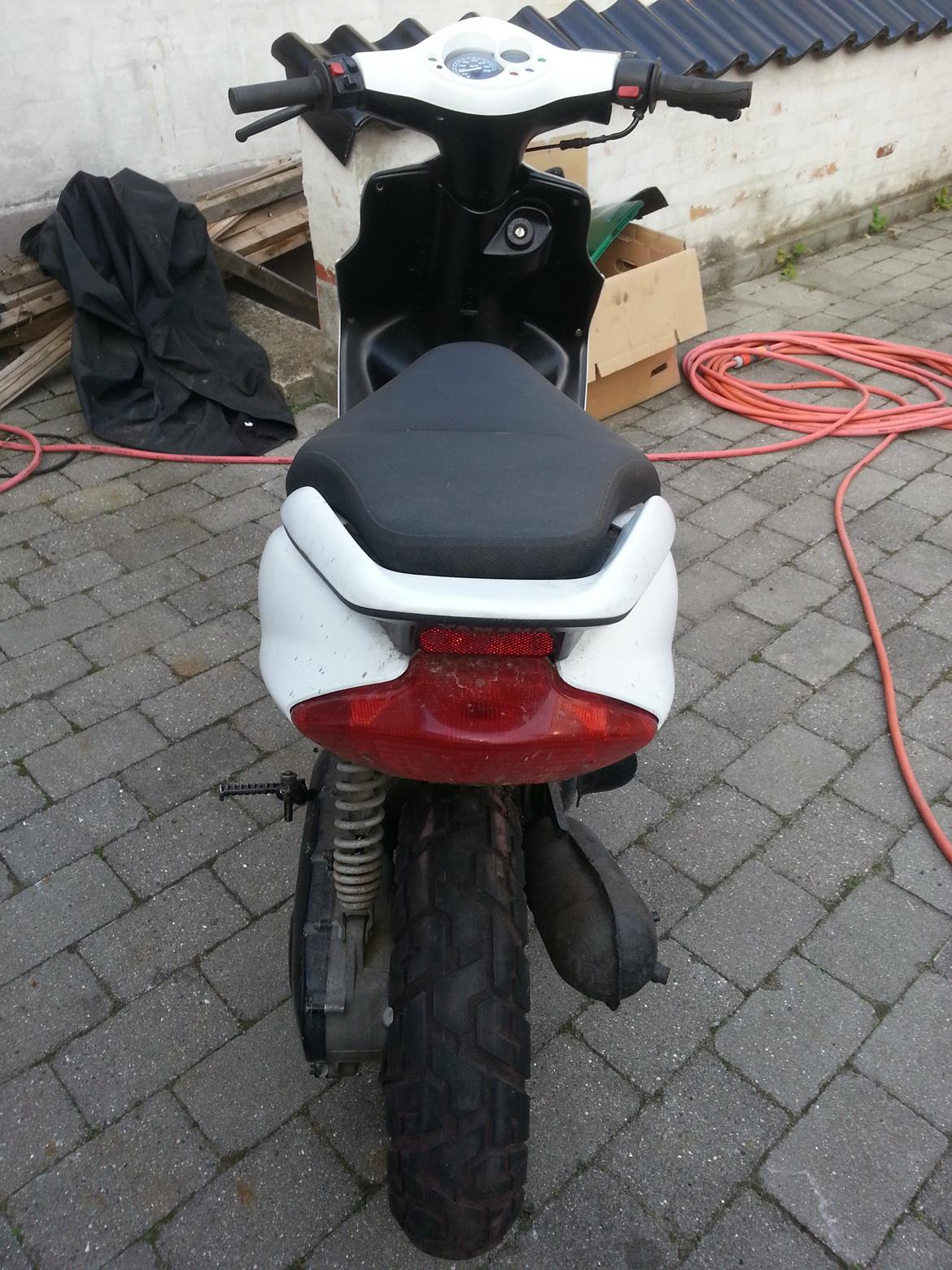 Yamaha jog r solgt for 5500 kr billede 7