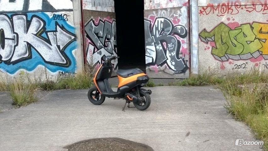 Piaggio old zip billede 5