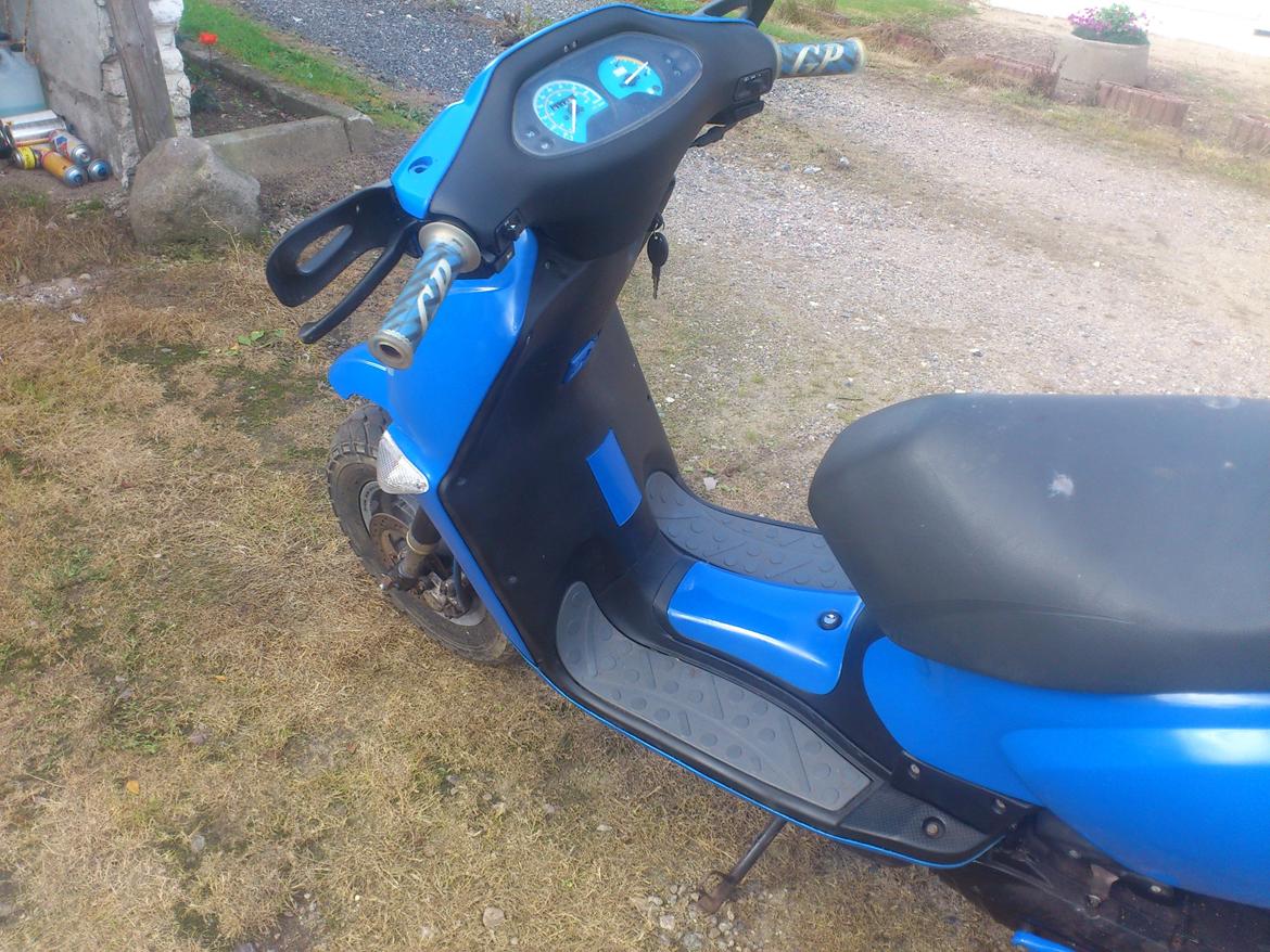 Aprilia Rally (smølfen) (Solgt) billede 3