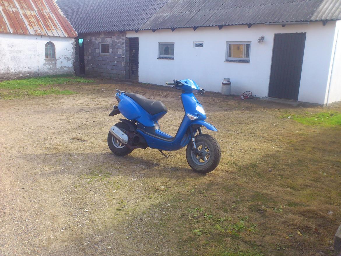 Aprilia Rally (smølfen) (Solgt) billede 7