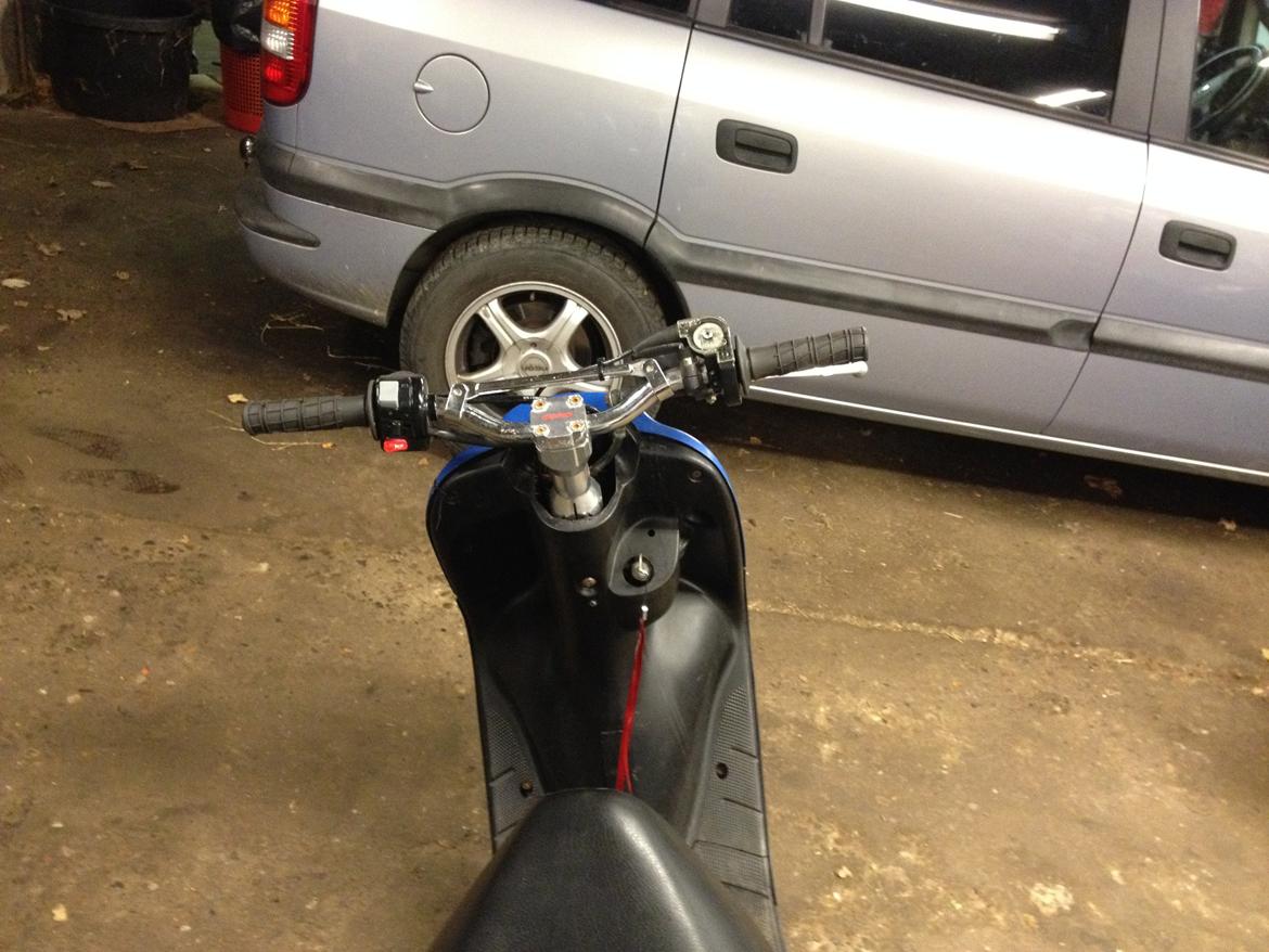 Yamaha Jog space innovation billede 8
