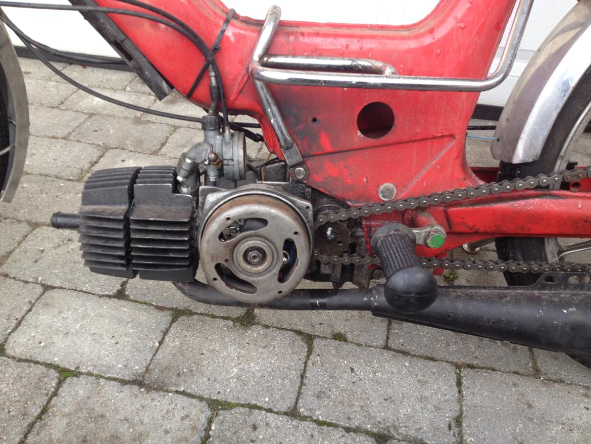 Puch Maxi K - som i kan se, justerbar strålespids karburator billede 9