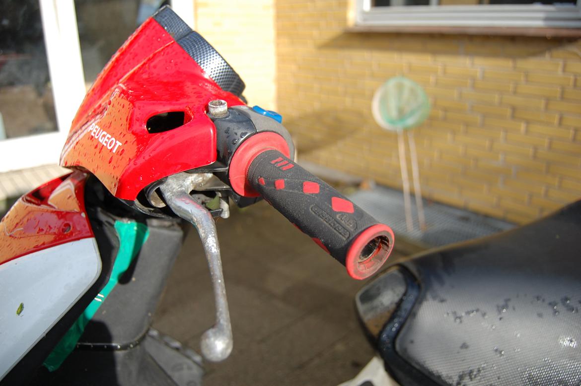 Peugeot Speedfight 2 (DØD!) - Cockpit fra siden billede 8