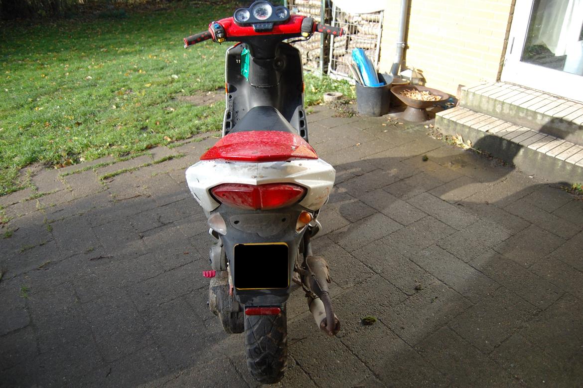 Peugeot Speedfight 2 (DØD!) - Røven billede 17