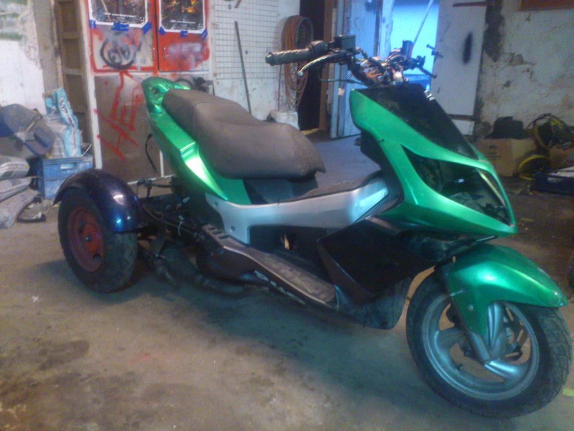 PGO G-max 70cc AC TD 3hjul. billede 2