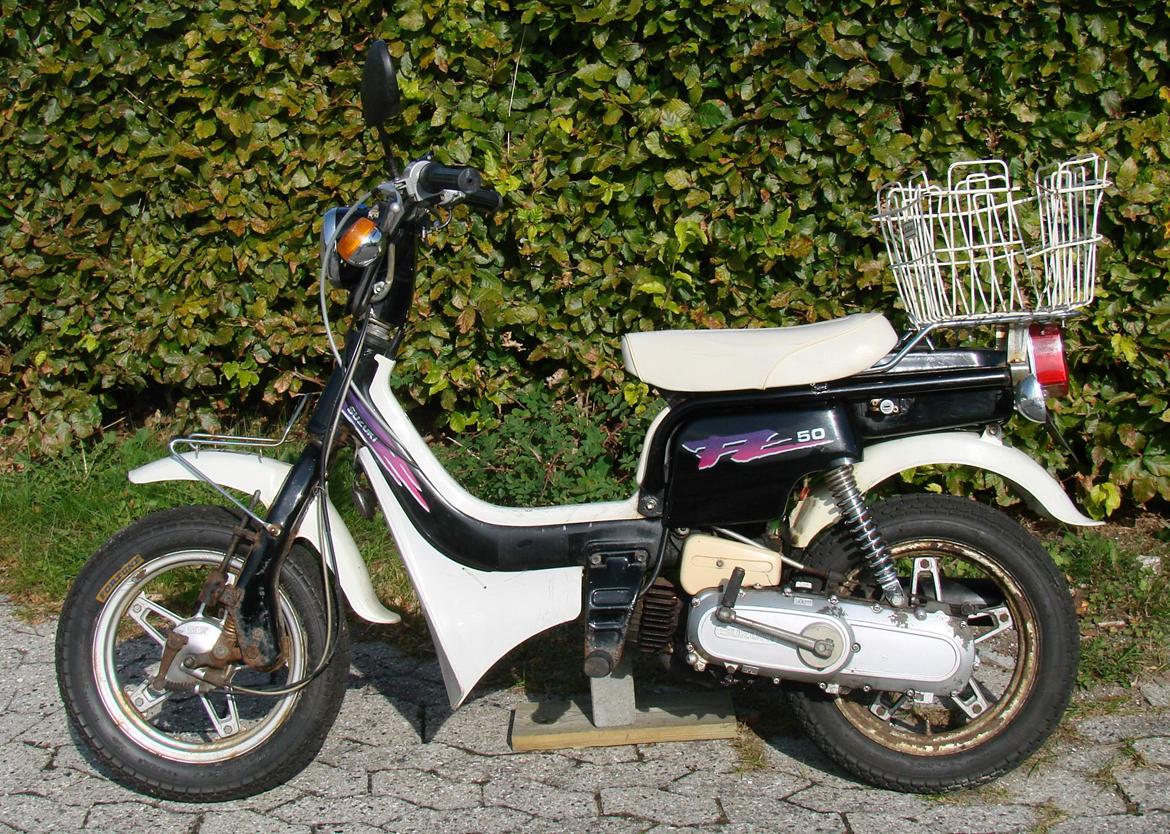 Suzuki FZ50 billede 1