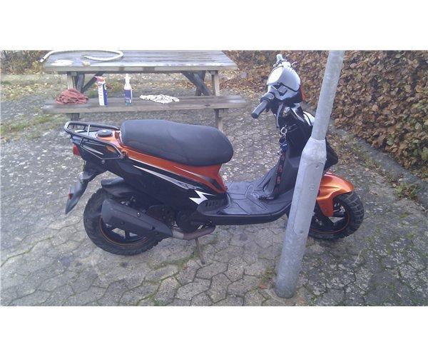 PGO HOT 50 billede 7