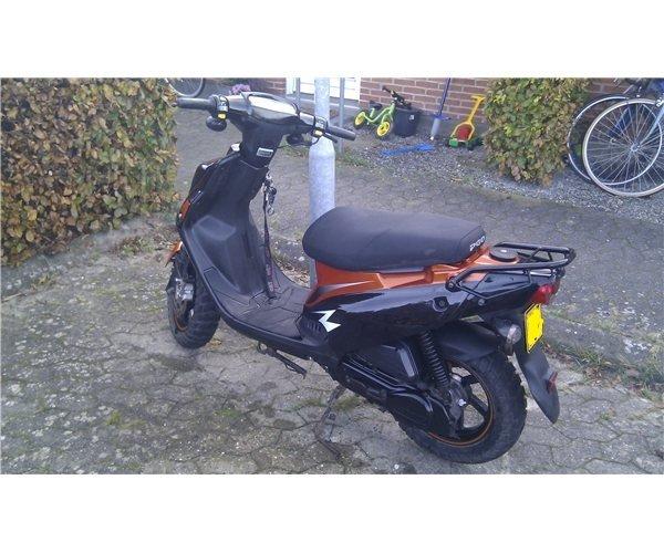 PGO HOT 50 - DET ER GAMLE BILLEDER FRA DA JEG KØBTE MIN GUD KLUMP  billede 6