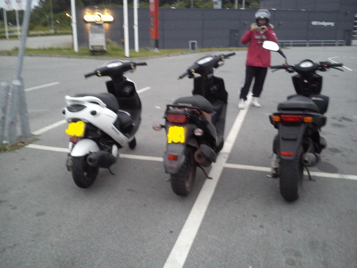 PGO HOT 50 - MIG OG MINE ANDRE VENNER billede 4