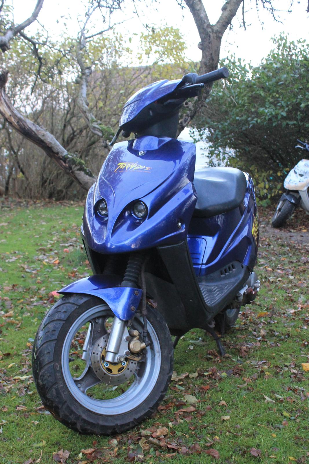 PGO Tornado billede 5