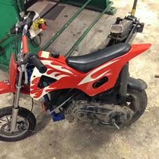 Piaggio pocket bike crosser med zip/hiper motor