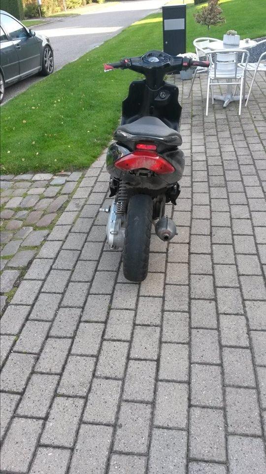 Yamaha jog r billede 3