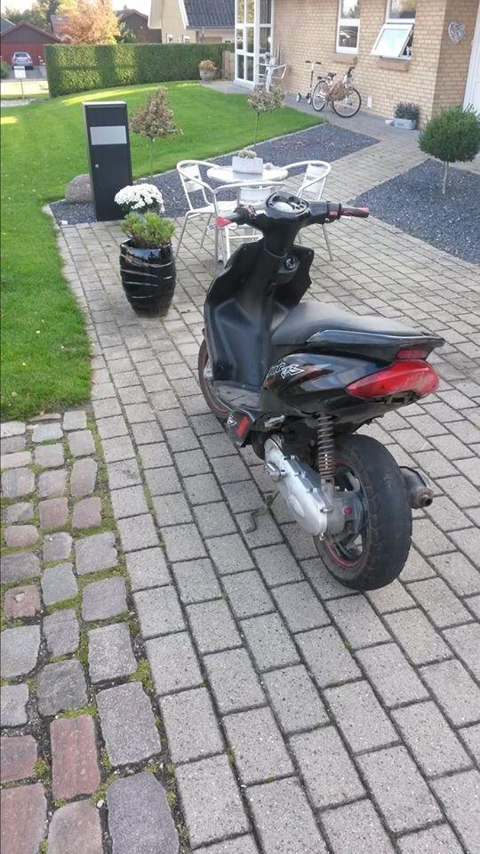 Yamaha jog r billede 6