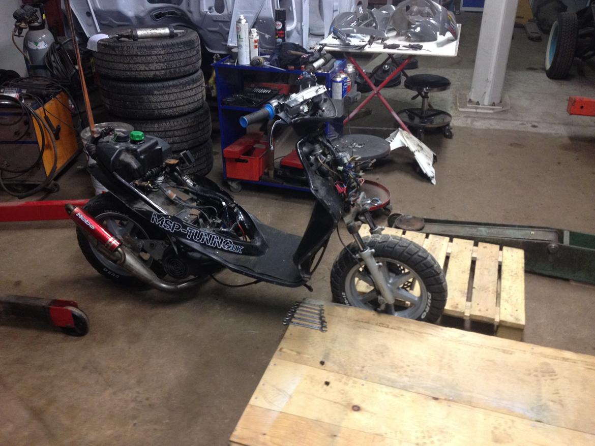 Yamaha jog r AC MK2 billede 9