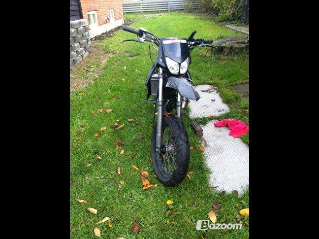 Derbi Senda - Billeder af en komplet og nyvasket knallert kommer snarest :-) billede 2