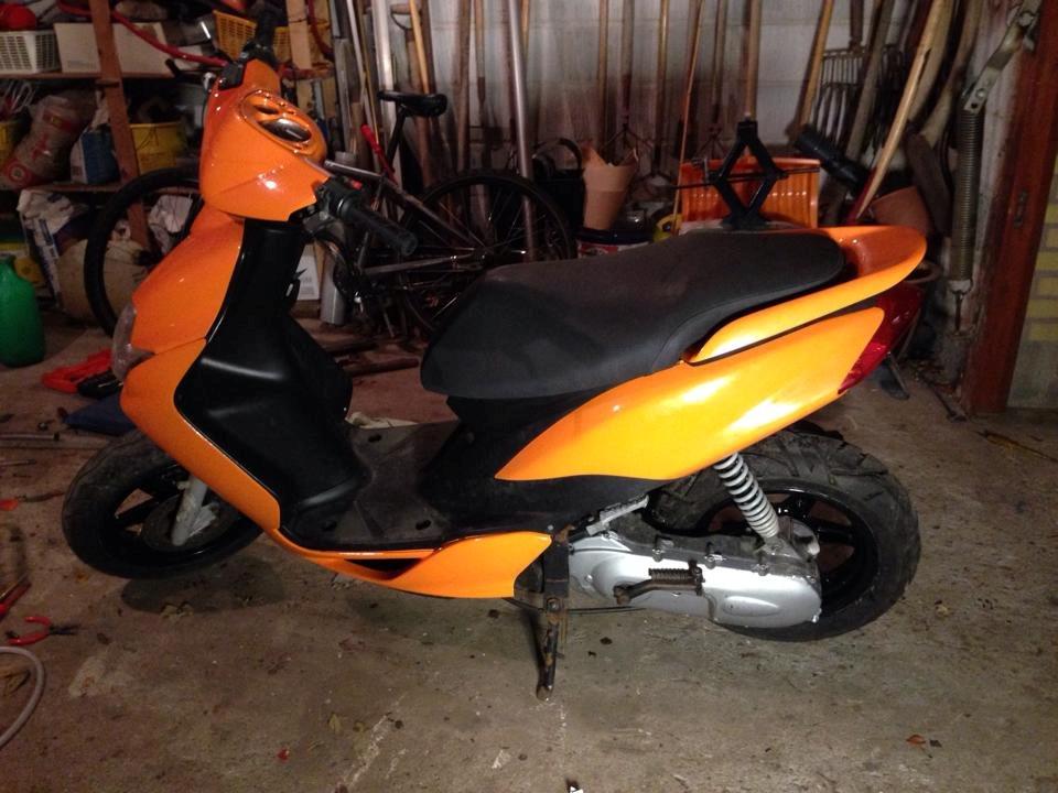 Yamaha jog R billede 4