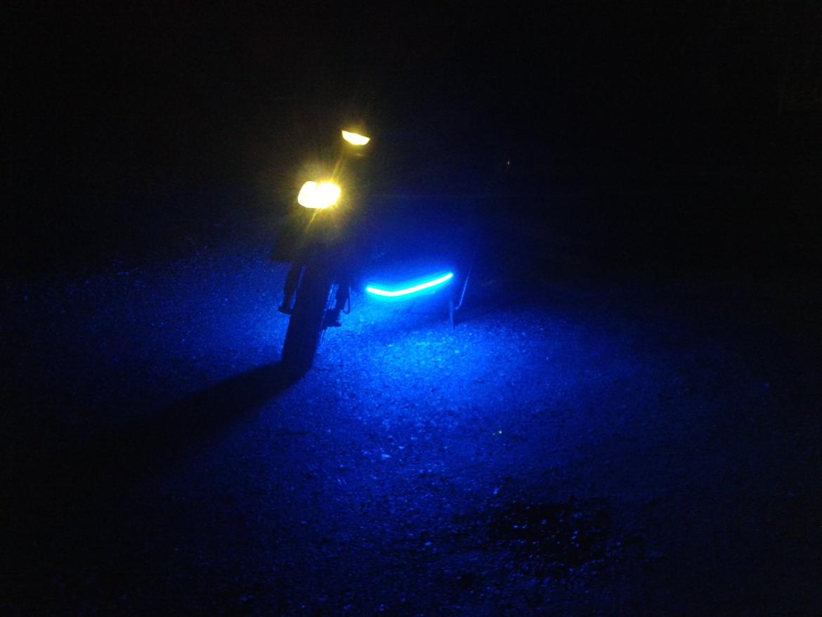 Gilera Stalker - Så er der kommet LED bånd på bundskjoldet :D billede 12