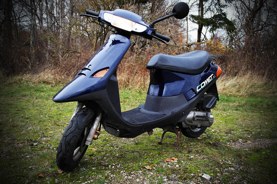 PGO Comet E1 "Delfinen" billede 1