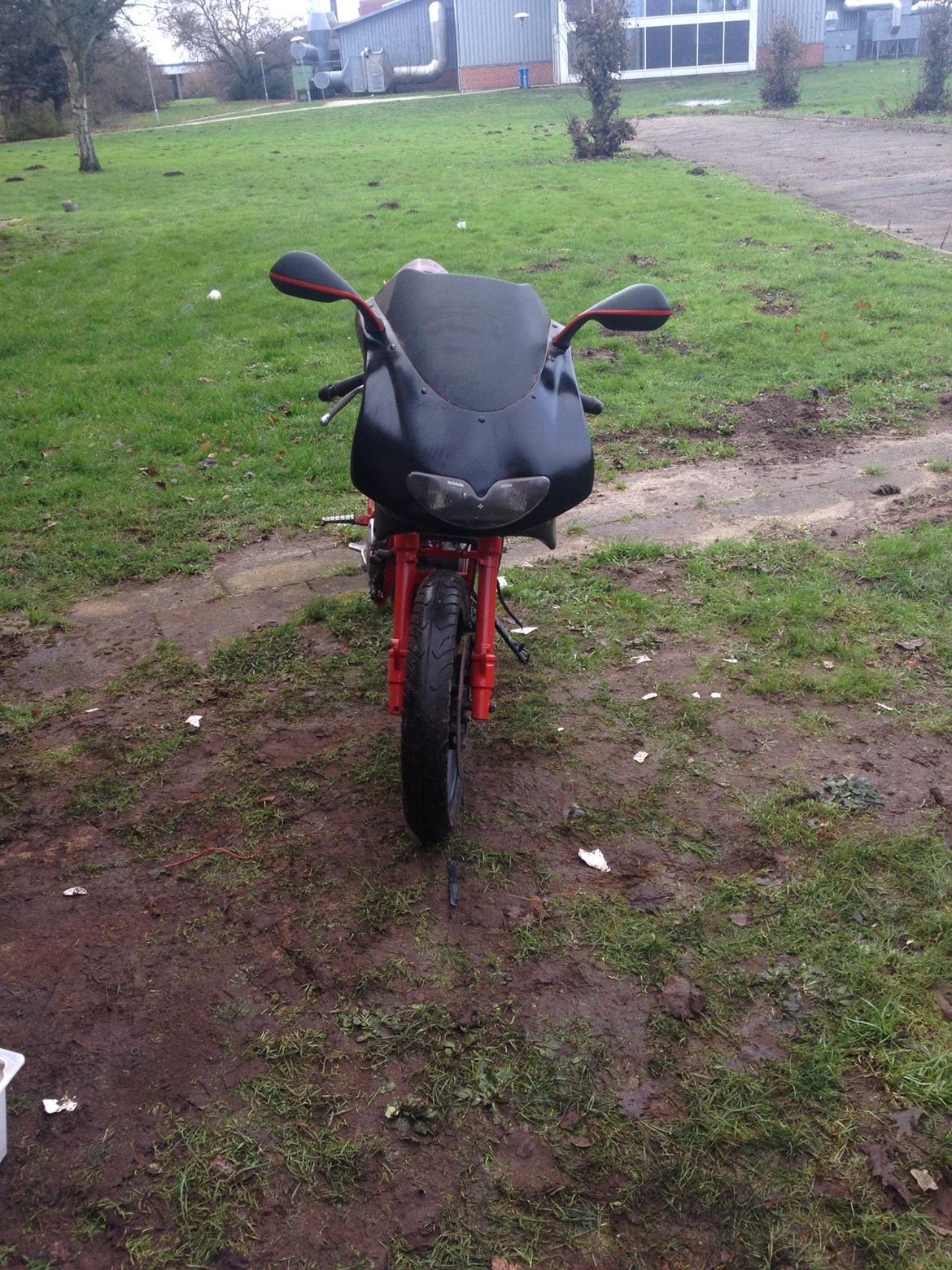 Aprilia rs 50 tideliger scooter billede 6