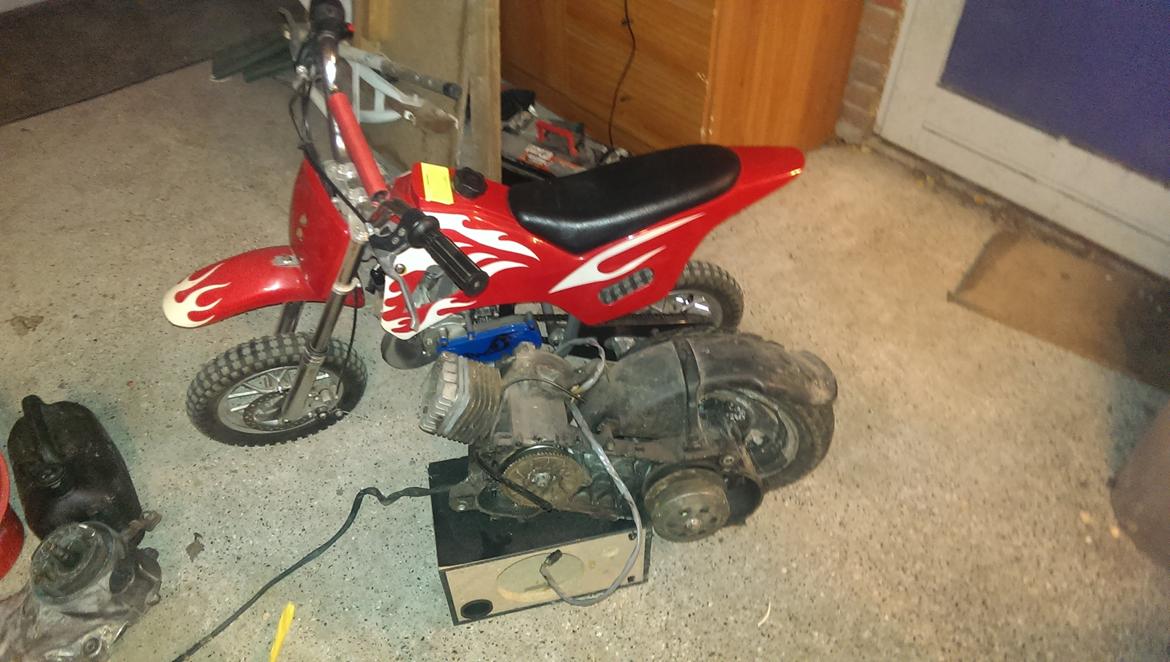 Piaggio pocket bike crosser med zip/hiper motor billede 5