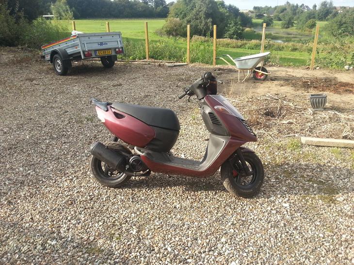 {{currentPhoto.altText}} billede {{currentPhoto.number}}