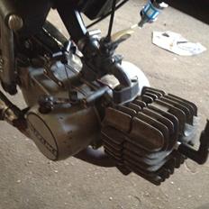 Suzuki DM50 Samurai AC b*ttet til nrg!