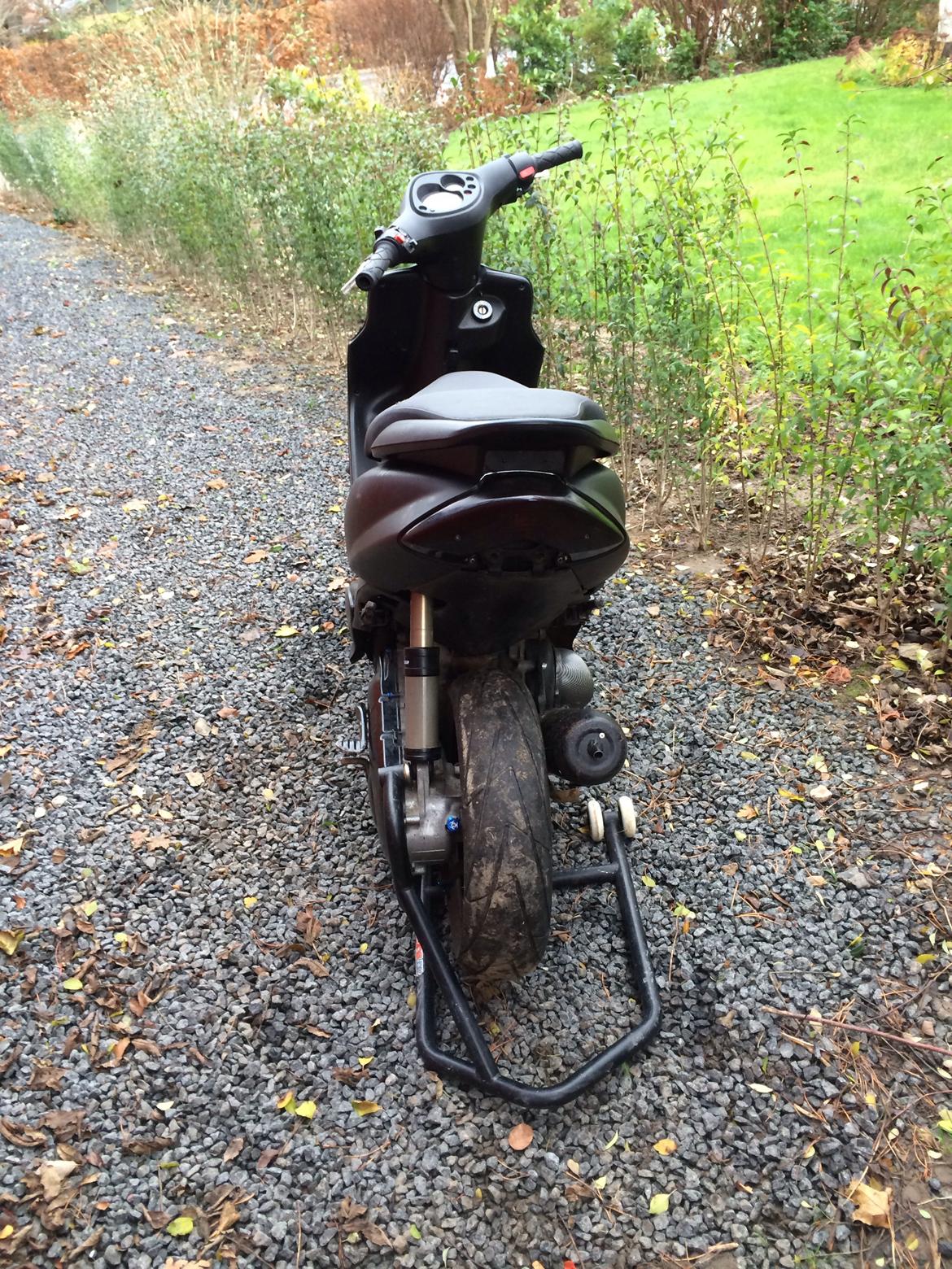 Yamaha Jog r  ( Harry )  billede 3