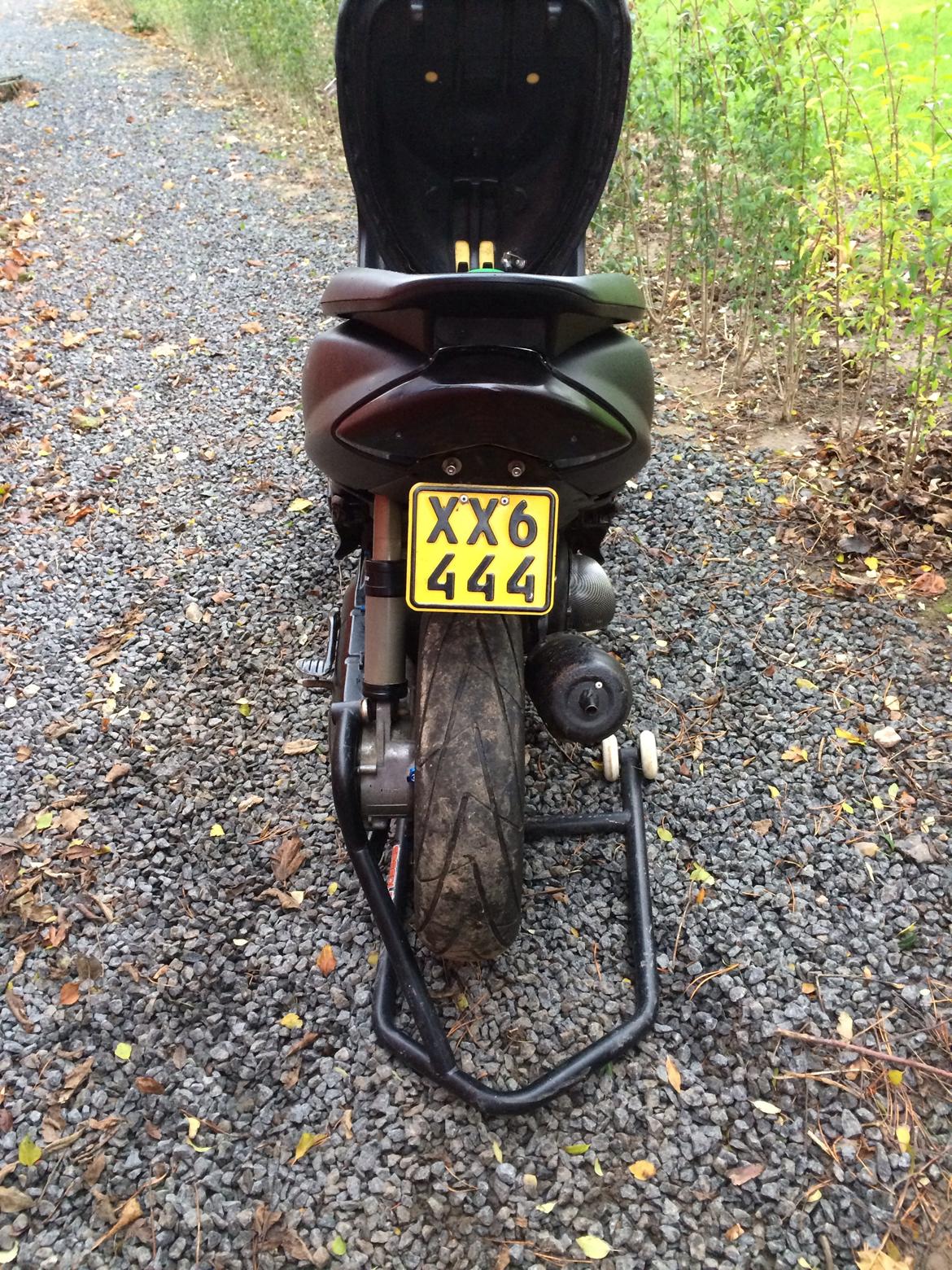 Yamaha Jog r  ( Harry )  billede 11